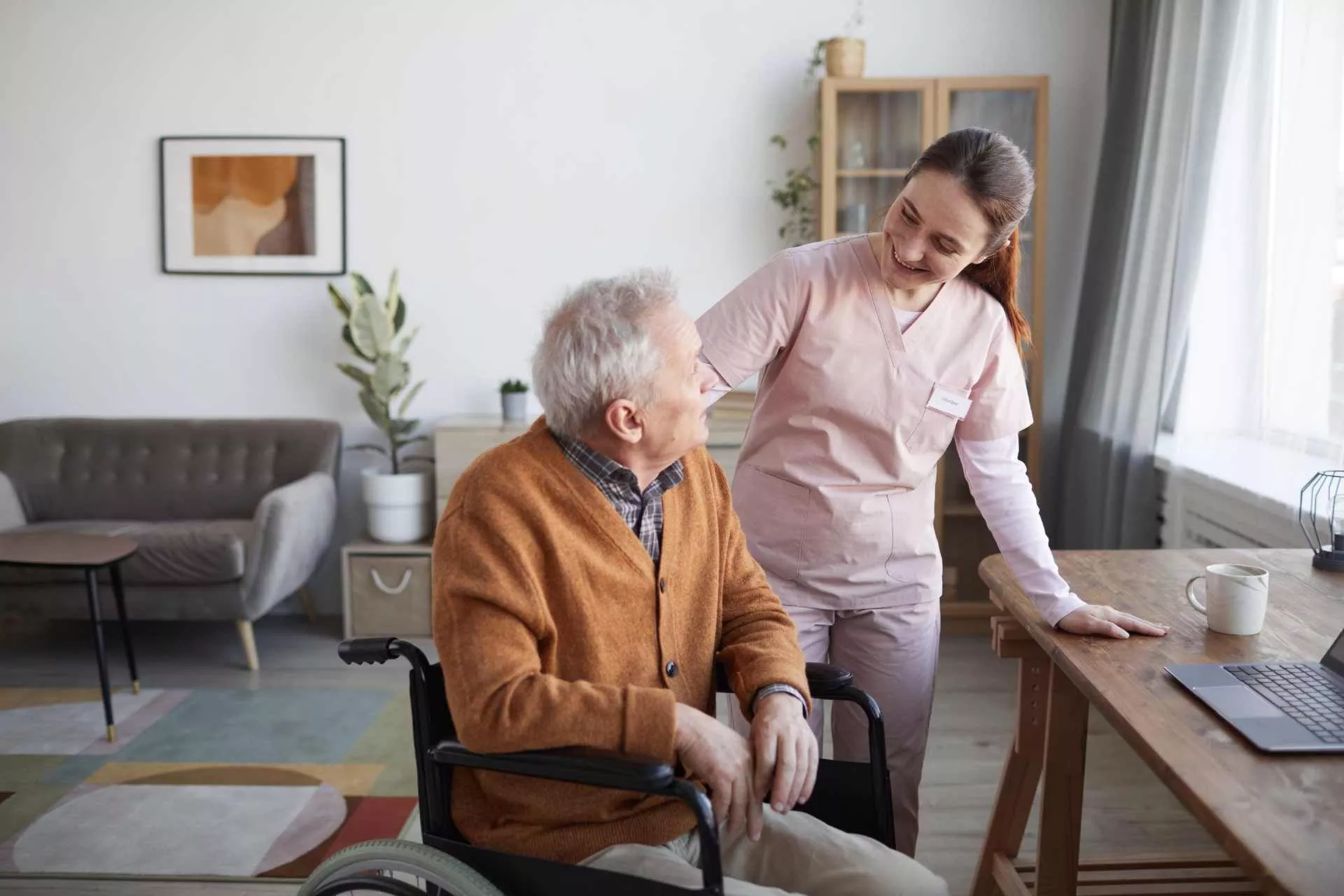 5 Benefits of Moving Into a Senior Living Apartment